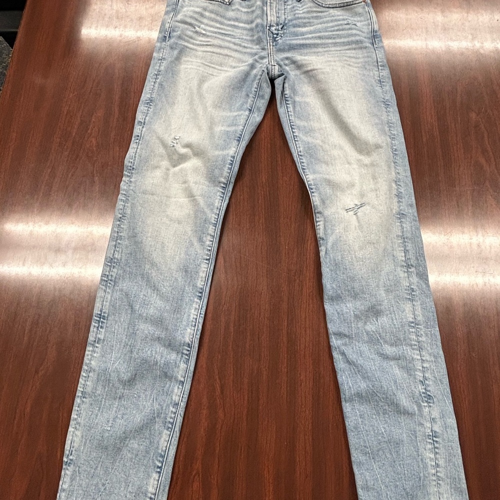 American Eagle Men's 29/32 Air flex + Glowing Light Distressed Skinny Jeans‎ NWT